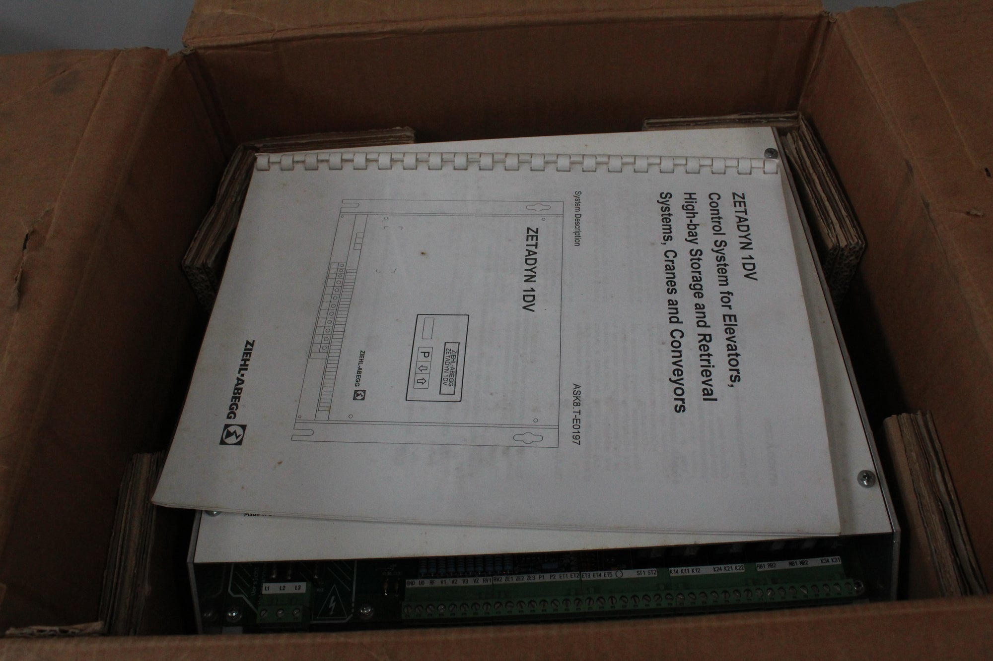 ZIEHL-ABEGG 1DV040N4 速度調節器