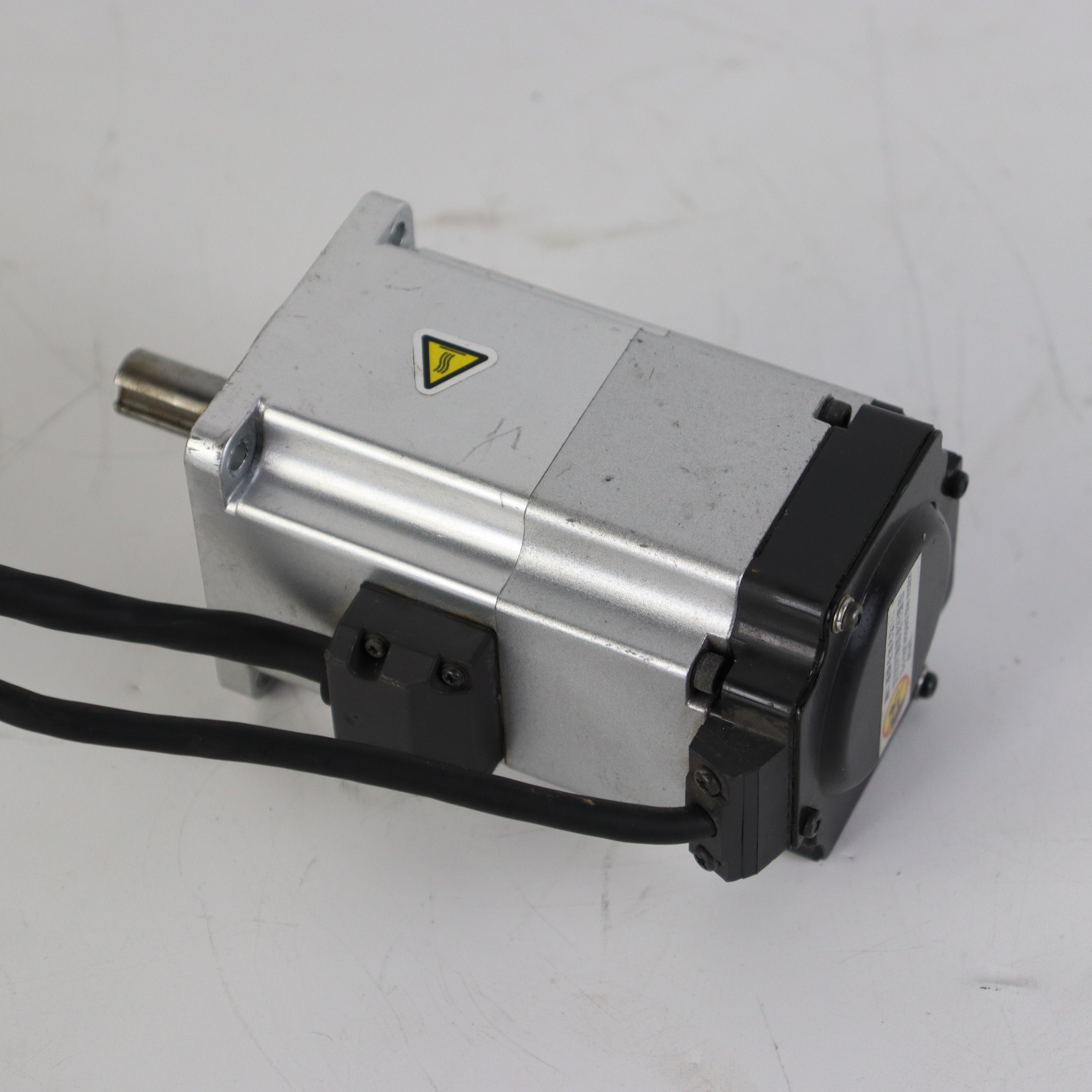 Panasonic MHMF022L1V2M Motor