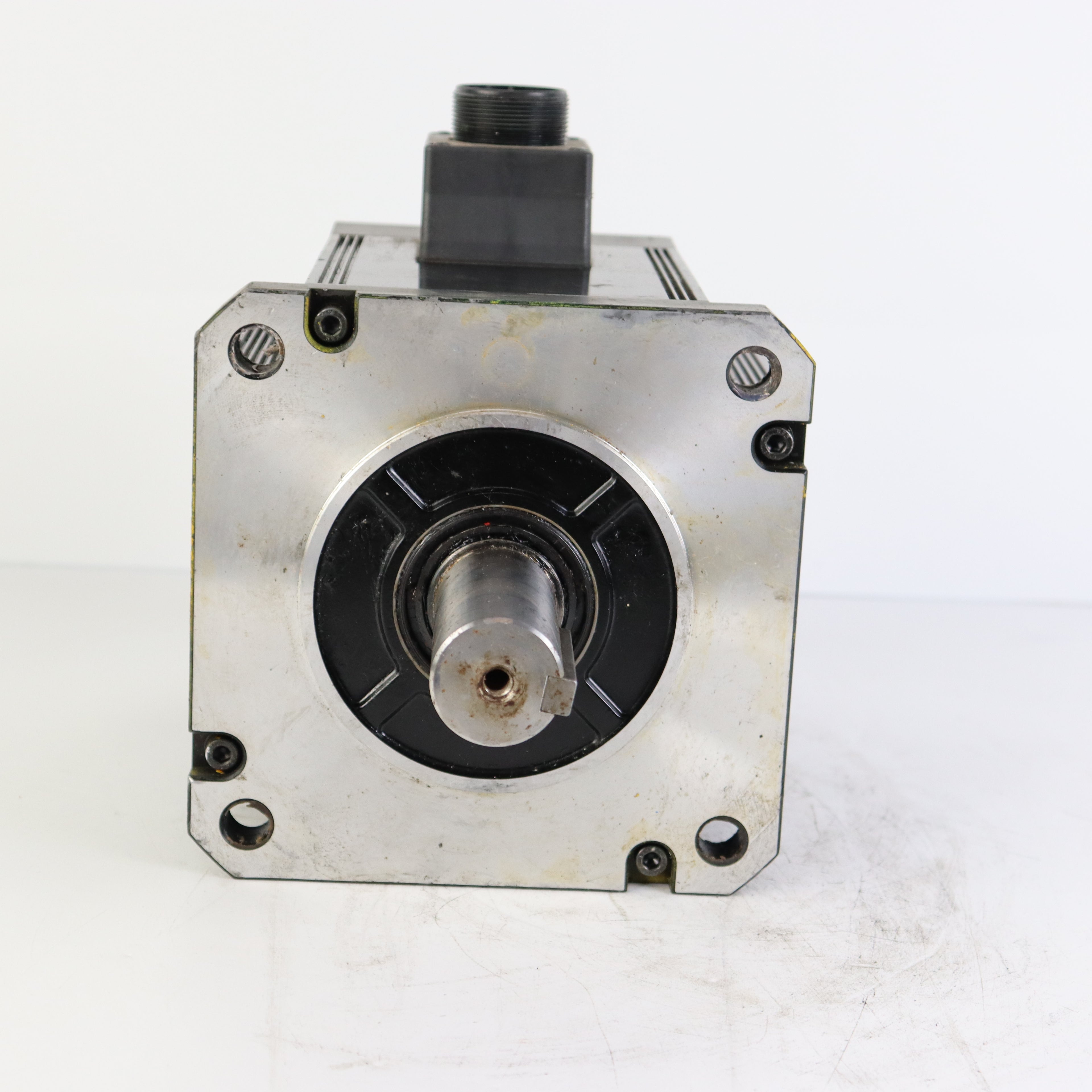 Panasonic MHME302SCHM2 motor