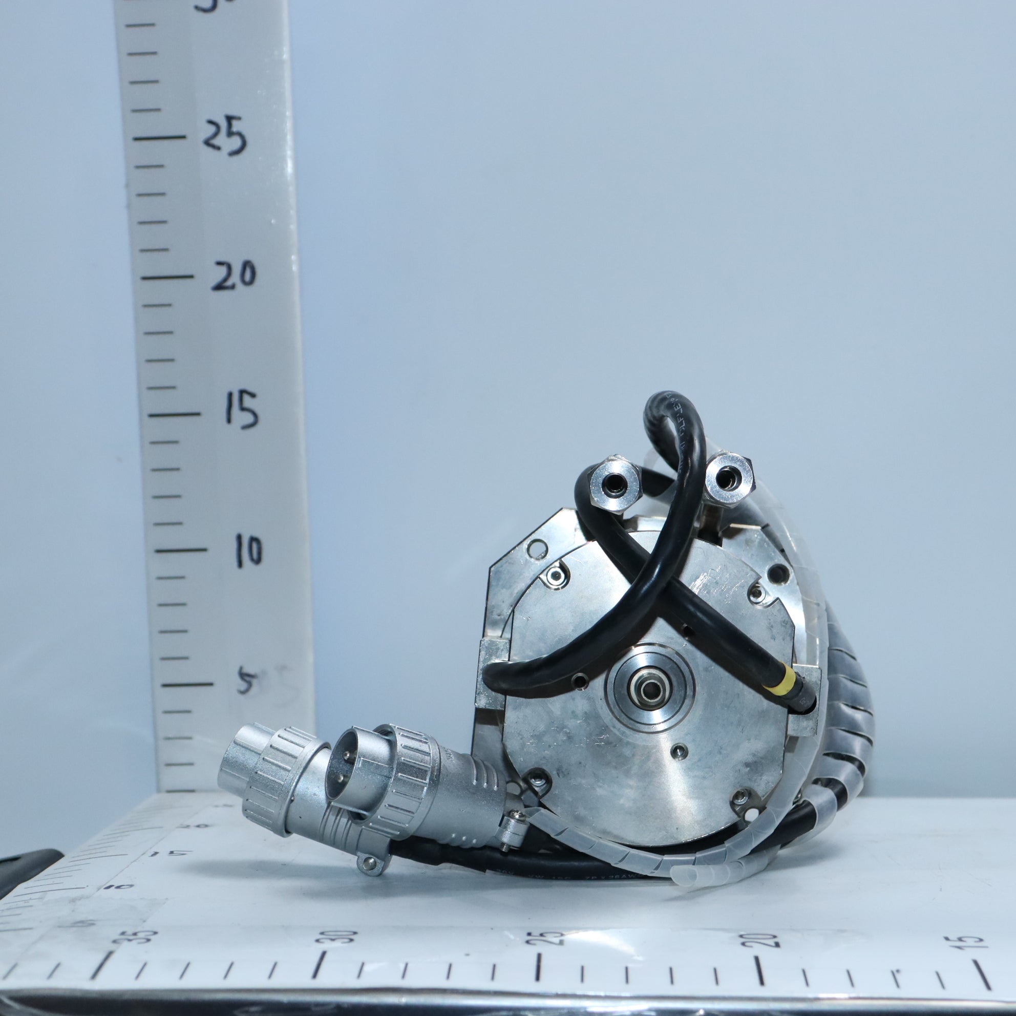 LS APM-HC07HCH-WN01電機