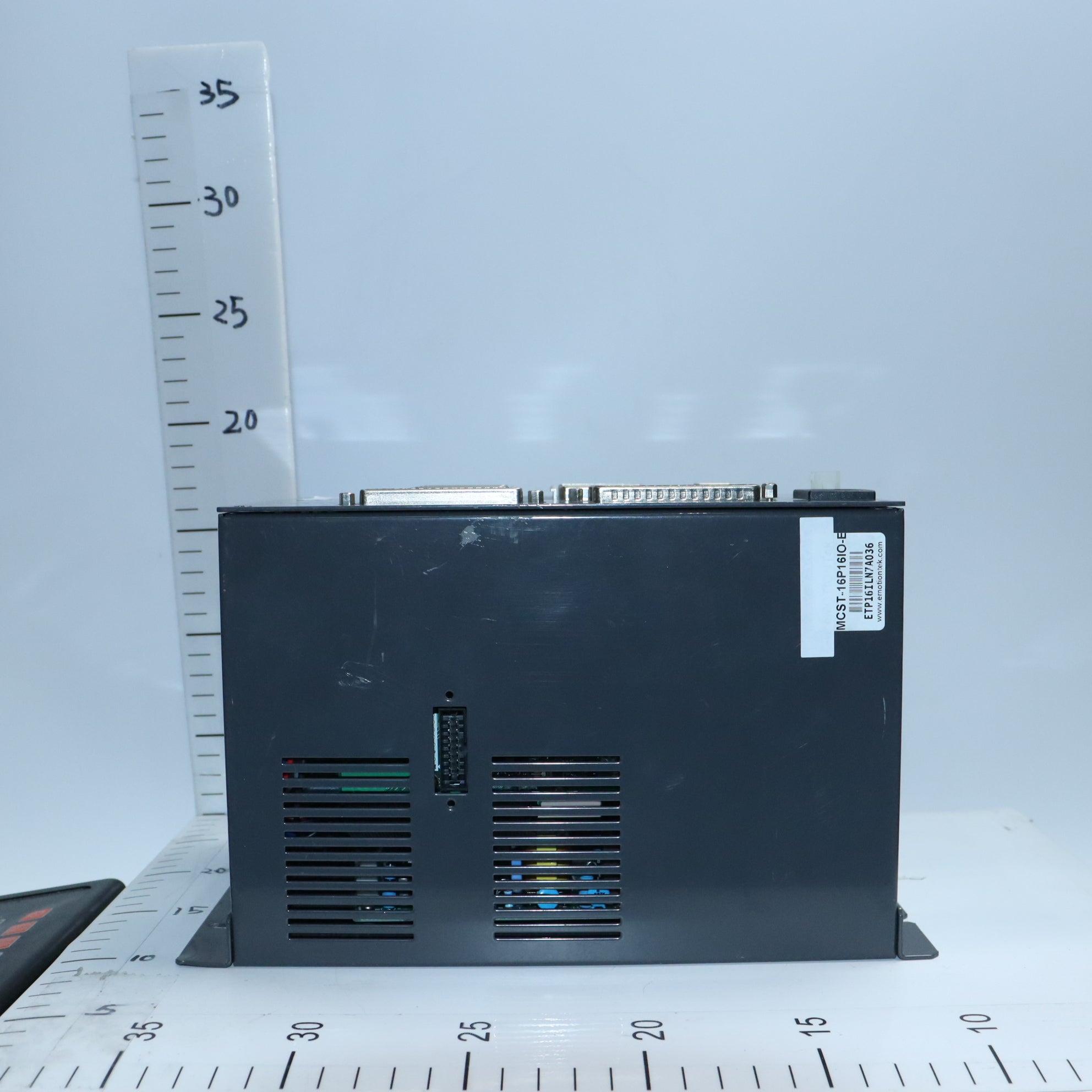 Emotiontek MCST-16P16IO多軸控制器