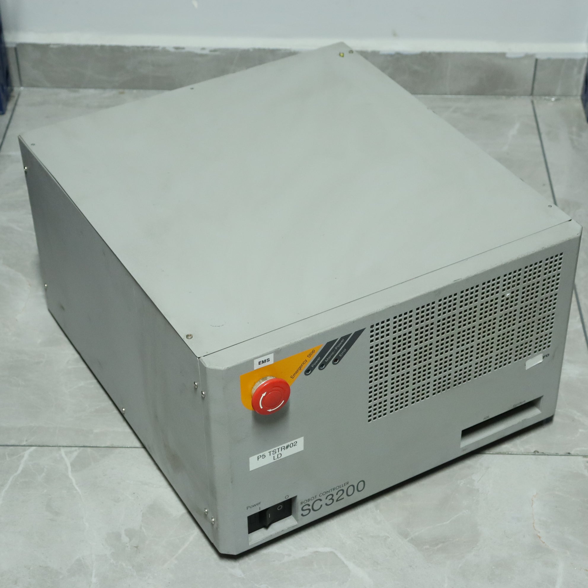 SANKYO SC3200-300機器人控制櫃