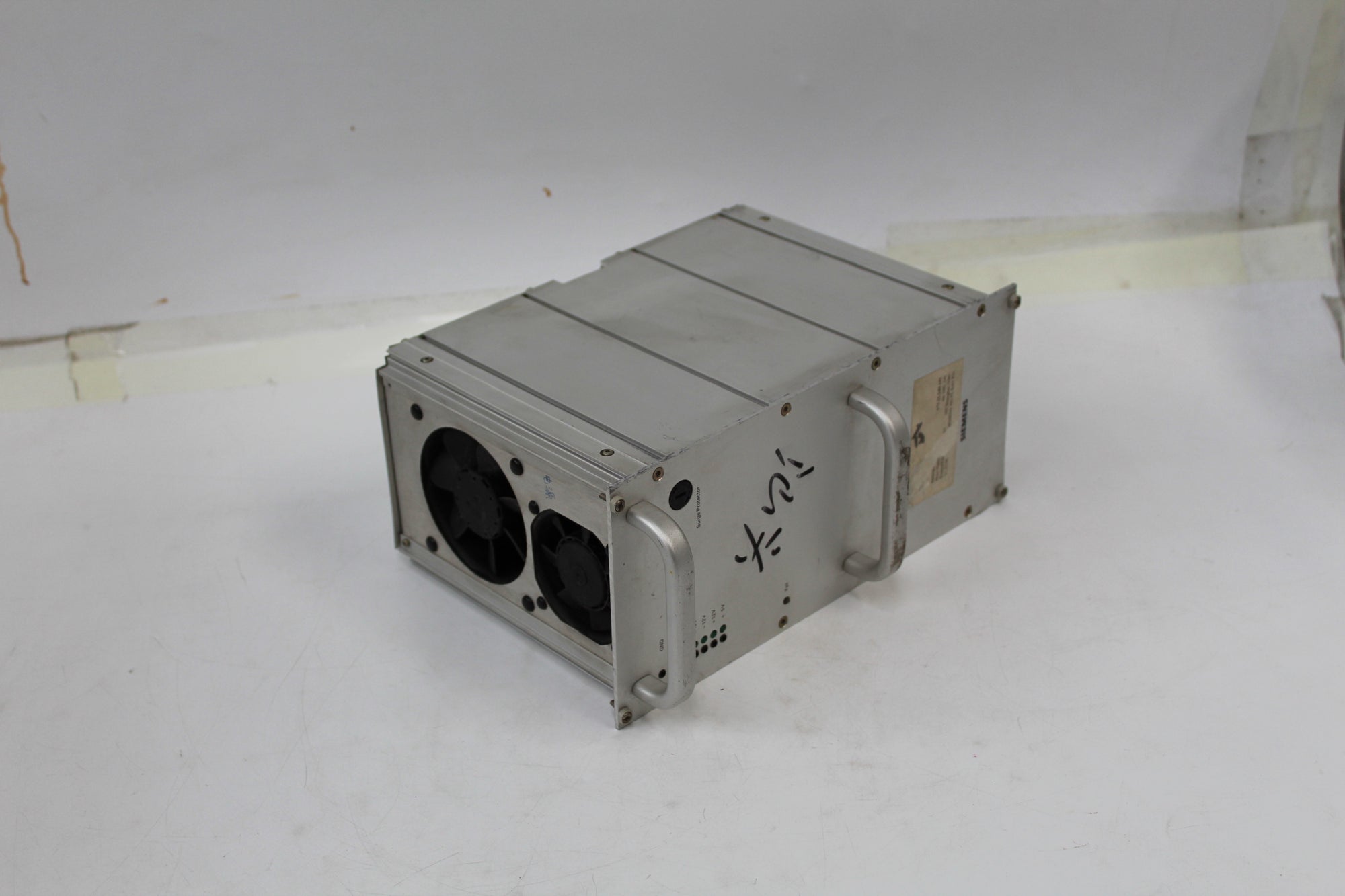 西門子電源6AR1306-0HA04-0AA0