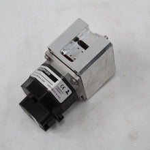 將圖片載入圖庫檢視器 Kollmorgen M21NSXC-LSS-SS-03 Step Motor Encoder 62W