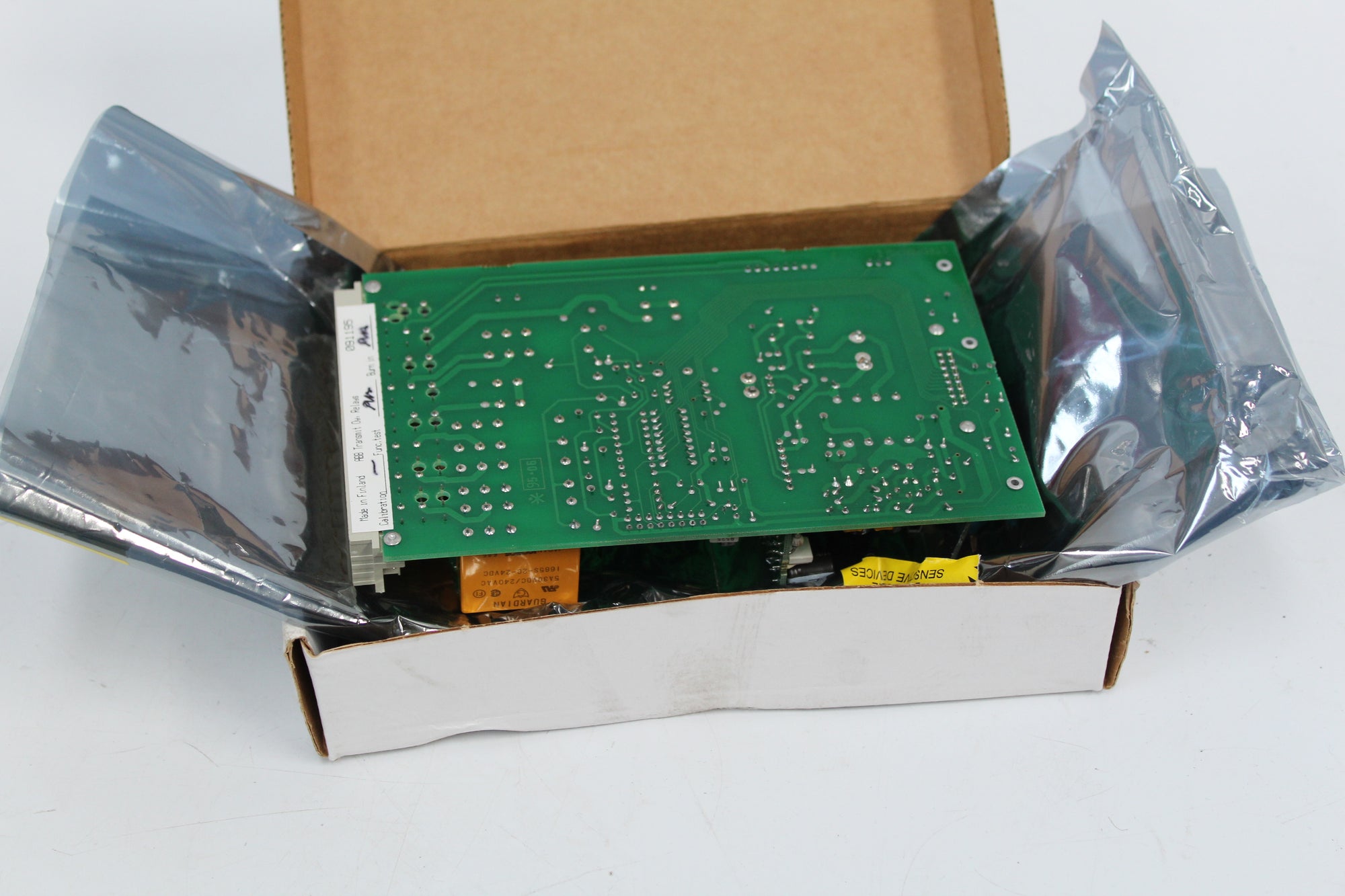 ABB SPTU 240 R1 繼電器模組