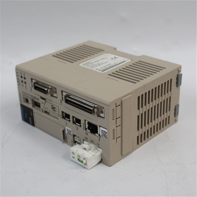 YASKAWA PMC-U-MP330S1C000 MP3300i系統