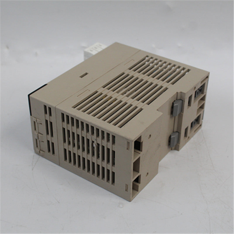 YASKAWA PMC-U-MP330S1C000 MP3300i系統
