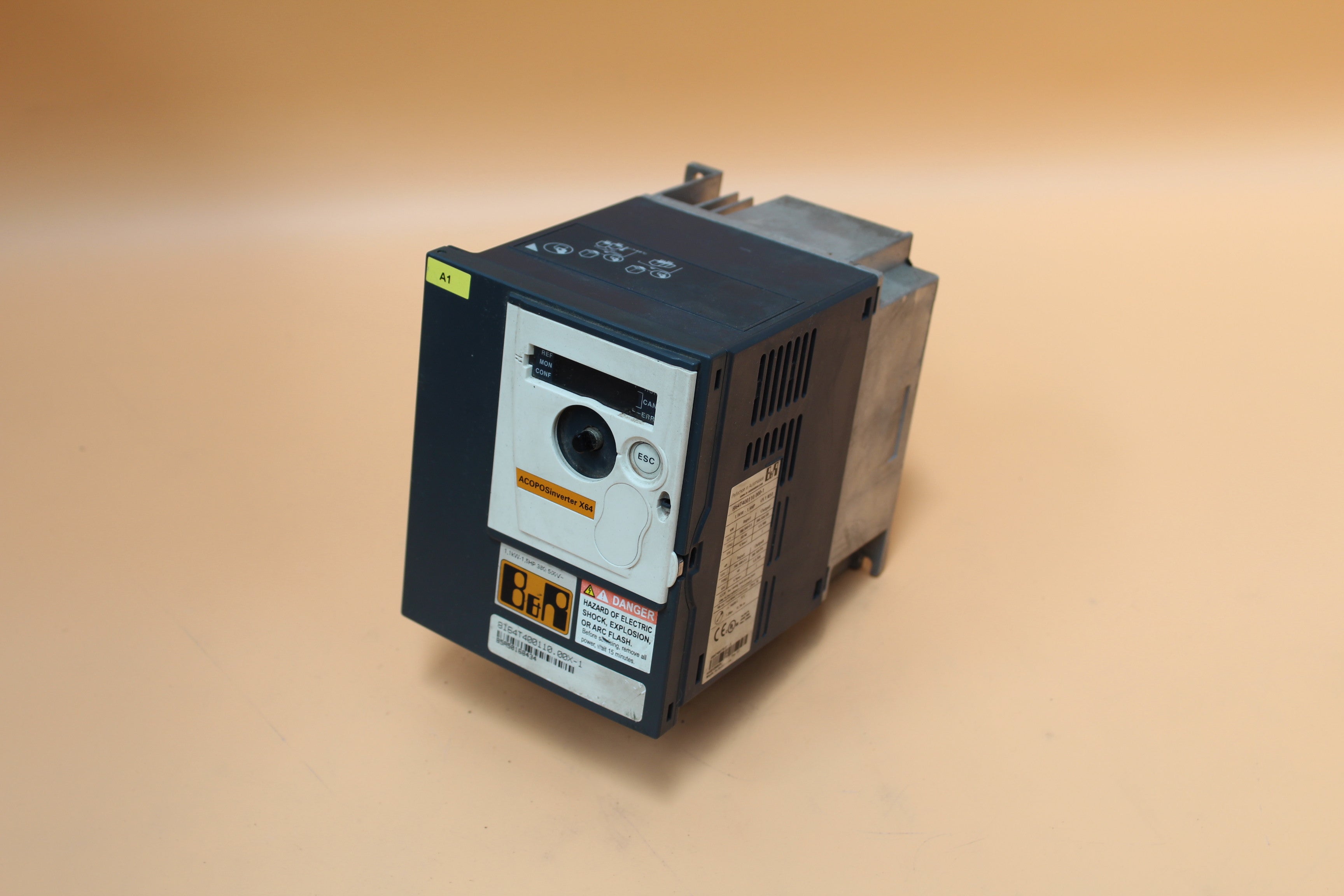 B&amp;R 8I64T400110.00X-1 8I64T400110000-1 伺服驅動器