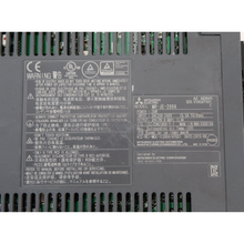 將圖片載入圖庫檢視器 Mitsubishi MR-JE-200A AC Servo Drive 2kW Input 3AC200-240V