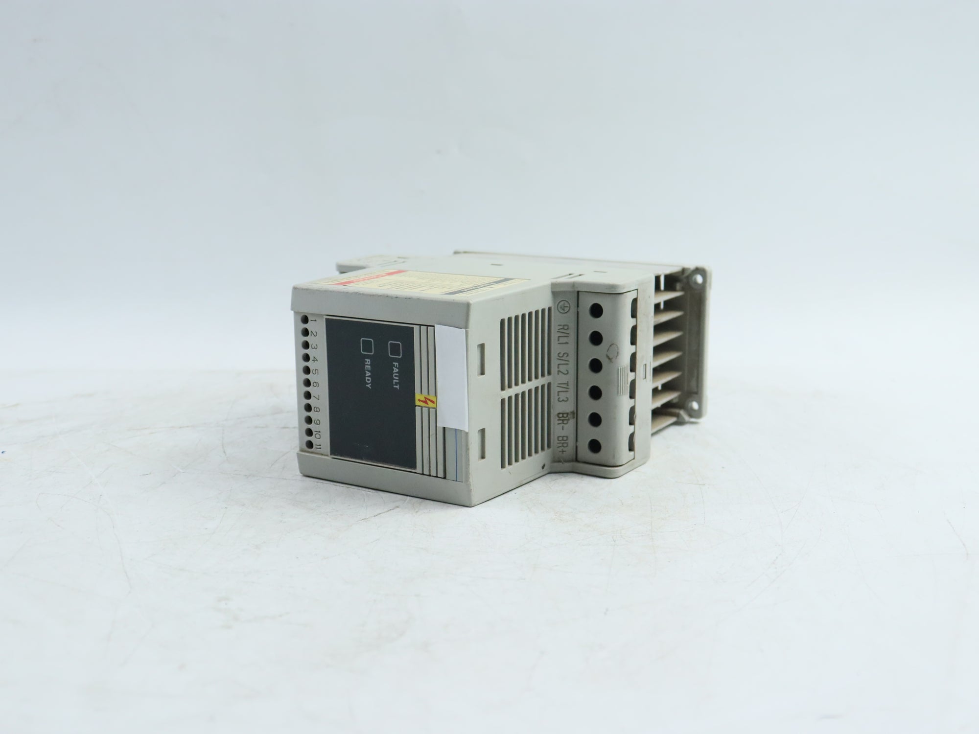 ALLEN BRADLEY 160S-AA04NPS1變頻器