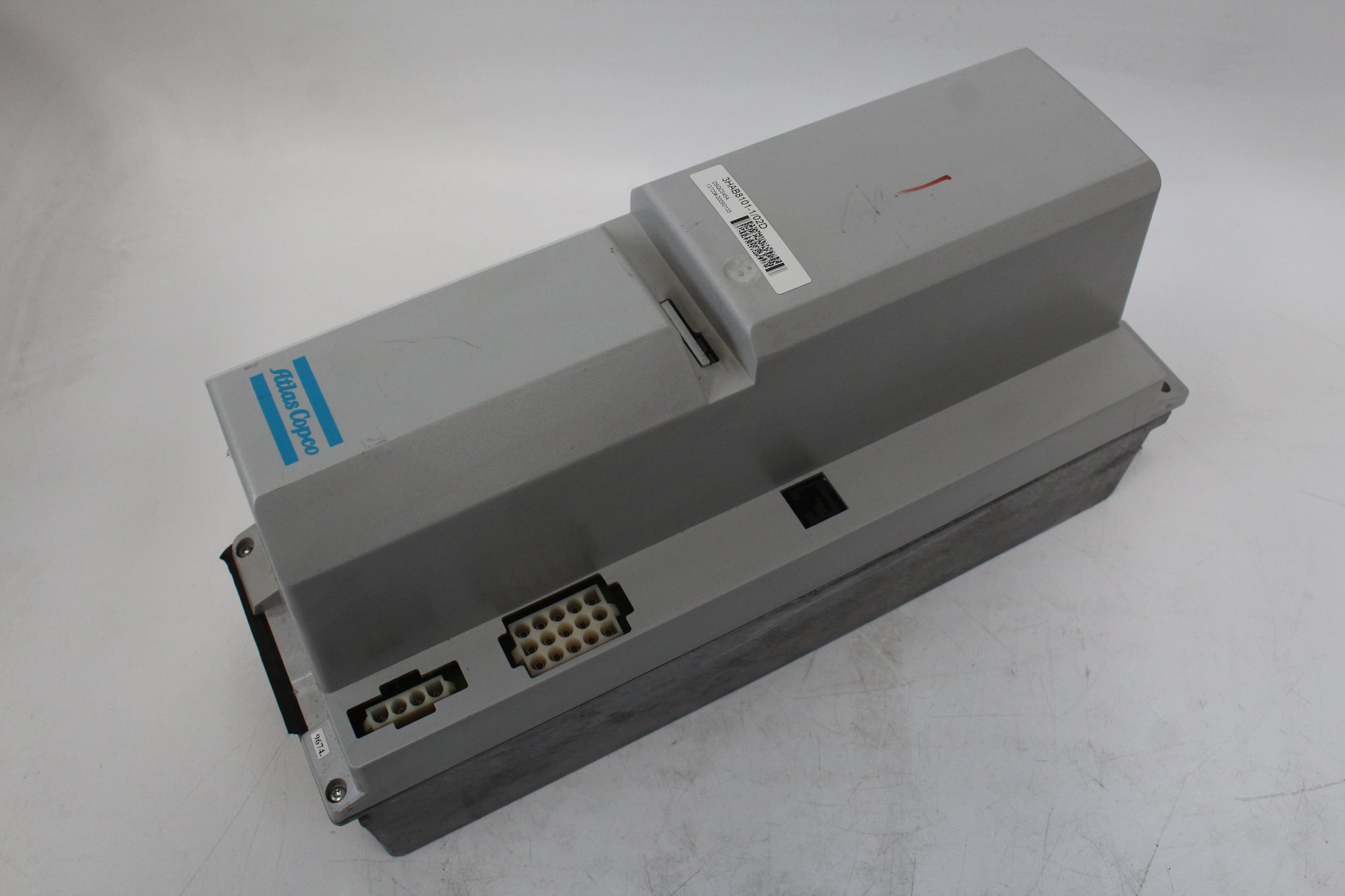 ABB ATLAS COPCO ROBOTICS DSQC345A 3HAB8101-1/02D 控制器 伺服驅動器