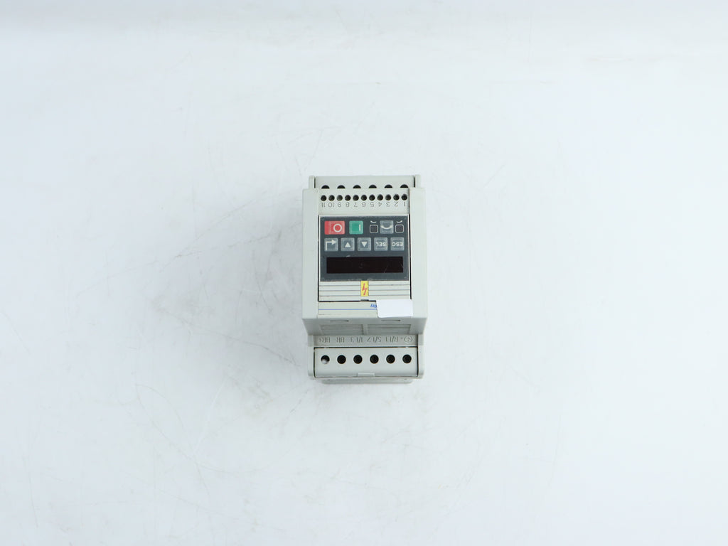 ALLEN BRADLEY 160-BA03NSF1 C系列變頻器