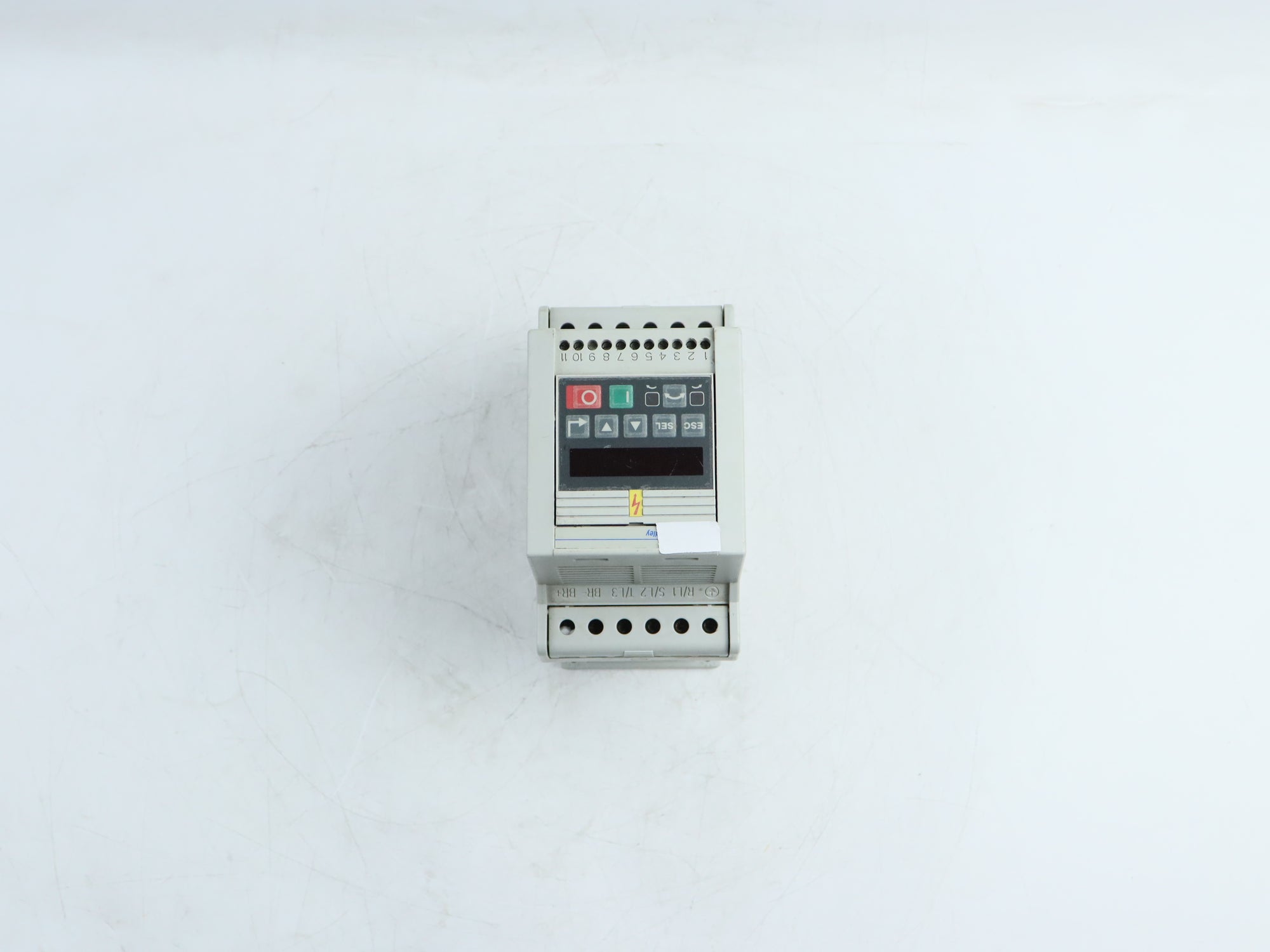 ALLEN BRADLEY 160-BA03NSF1 C系列變頻器