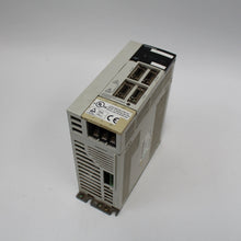 將圖片載入圖庫檢視器 Mitsubishi MDS-B-SVJ2-07 Servo Drive UNIT 0.7kW