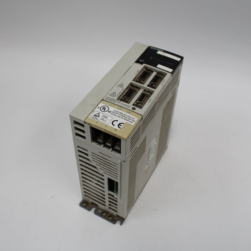 Mitsubishi MDS-B-SVJ2-07 Servo Drive UNIT 0.7kW