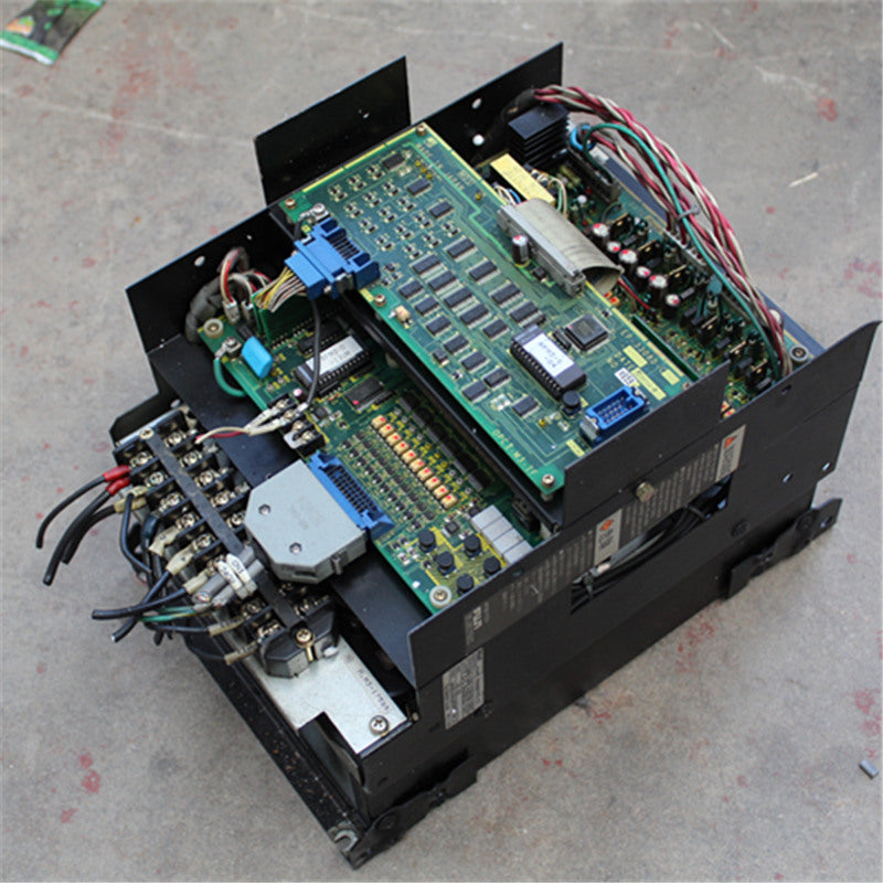 富士FRN005M3-21CNC變頻器