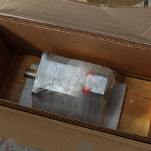 Load image into Gallery viewer, Allen Bradley MPL-B540K-SK72AA AC Servo Motor