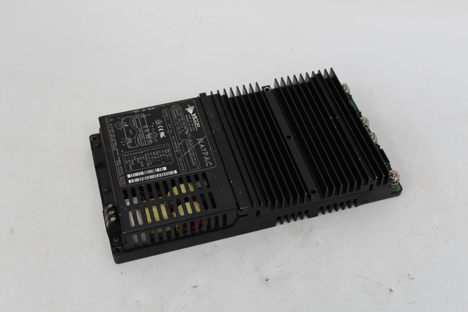 Vicor FlatPAC VI-MU3-EQ-LL-11電源
