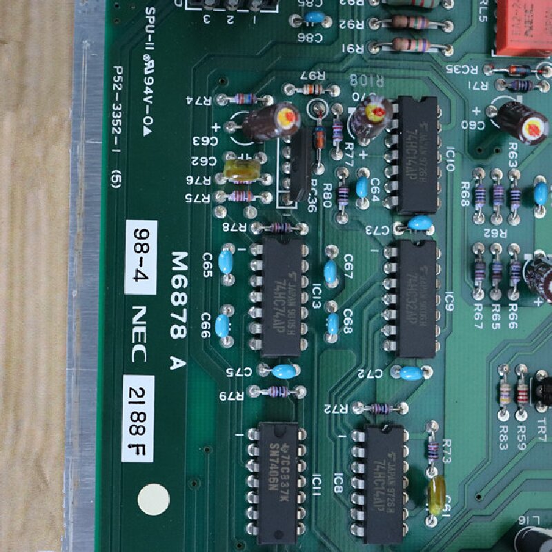 NEC M6878A電路板