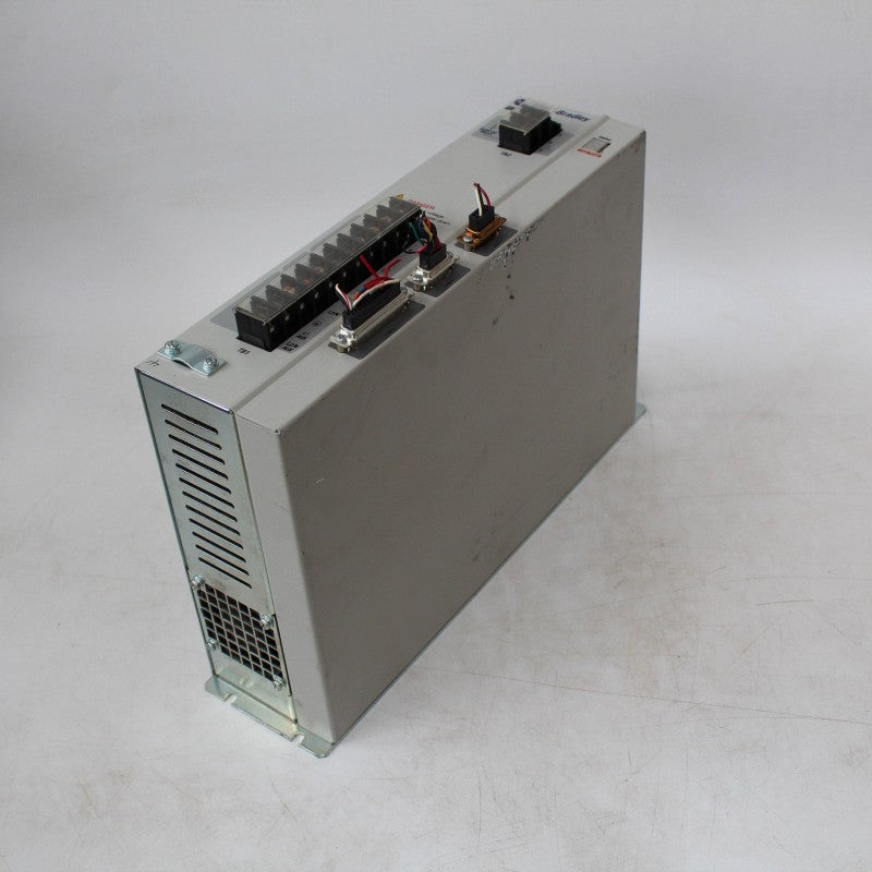 Allen Bradley 2098-DSD-030X 交流伺服驅動器輸入 120/240V