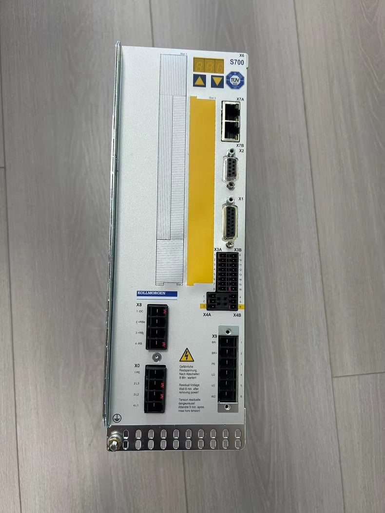 Kollmorgen S72402-NANANA  Drives