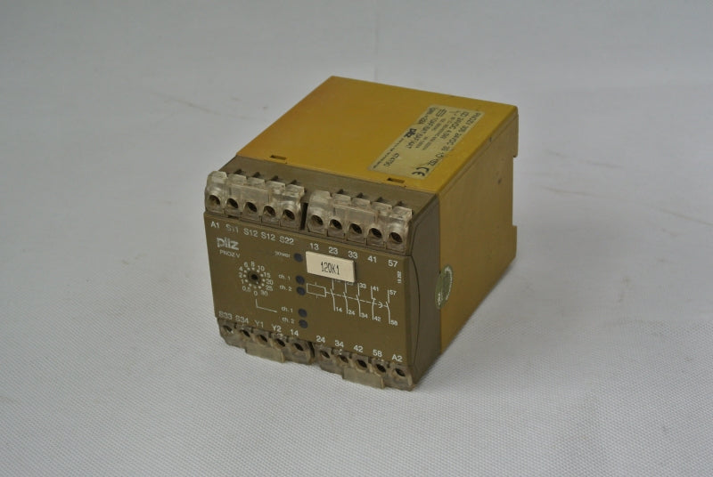 Pilz PNOZV 30S 474790 Safety Relay
