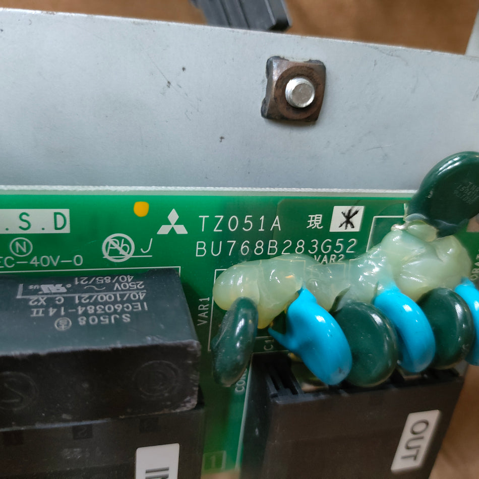 三菱TZ051A BU768B283G52機器人卡