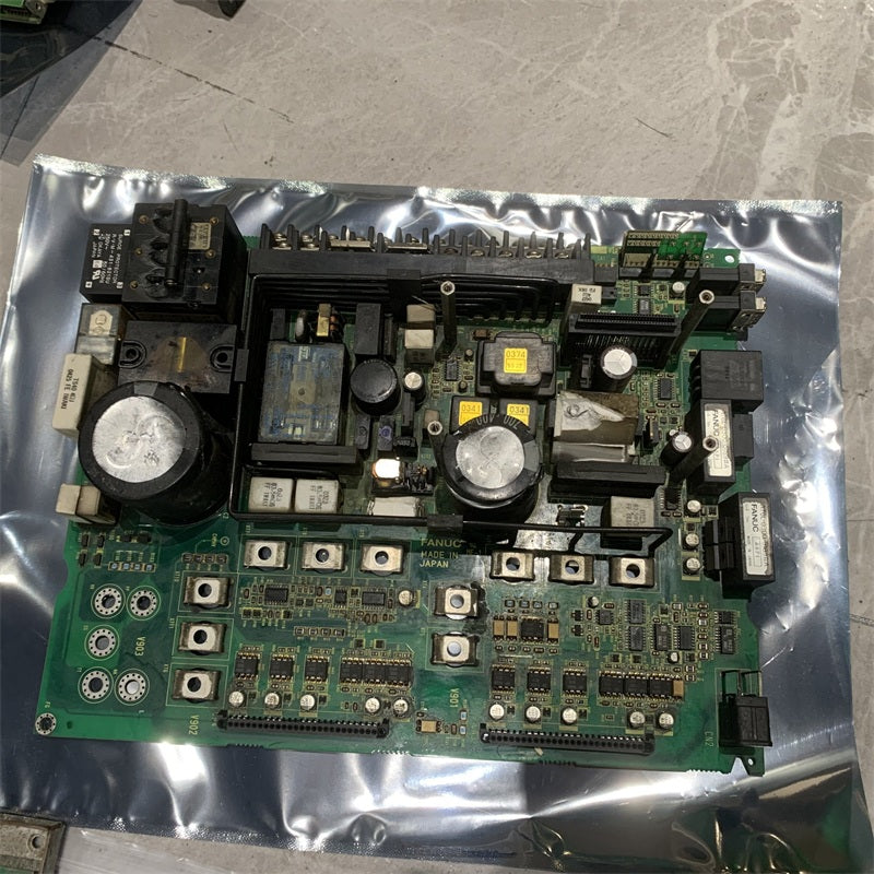 Fanuc A20B-2002-0154/04BR A350-2002-T156/03 電路板