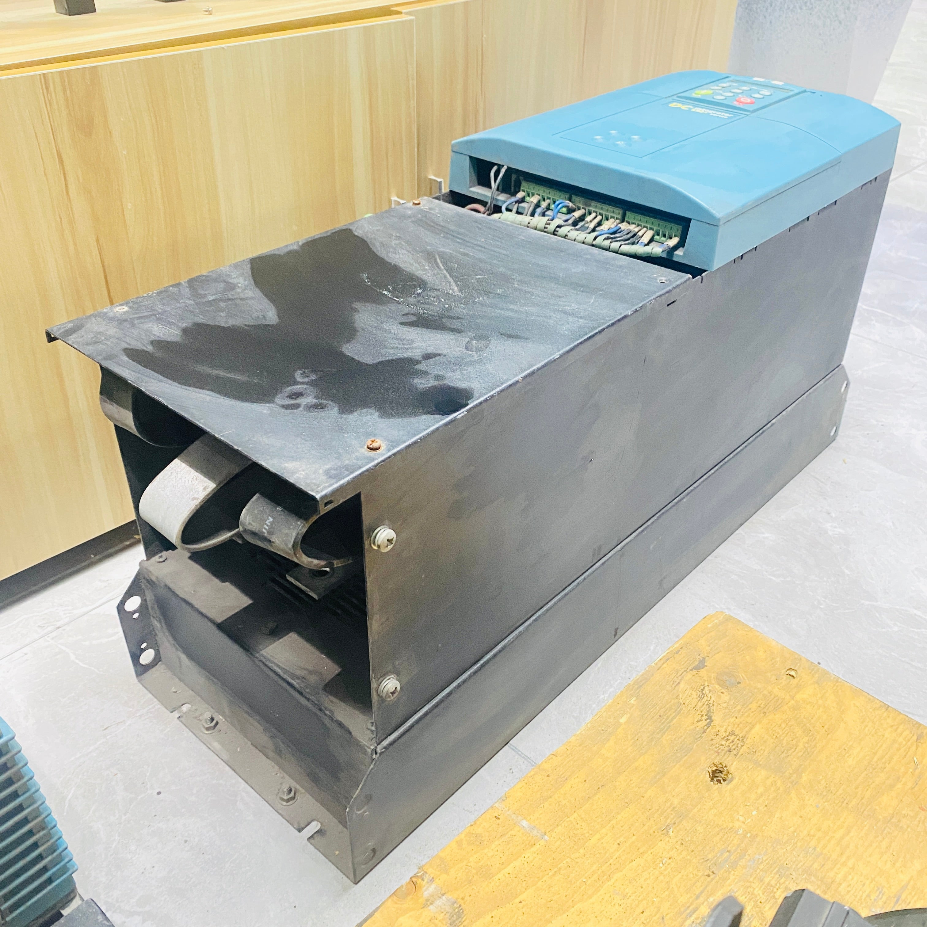 Parker 590P/0500/500/0041/UK/AN/0/230/0 DC Controller