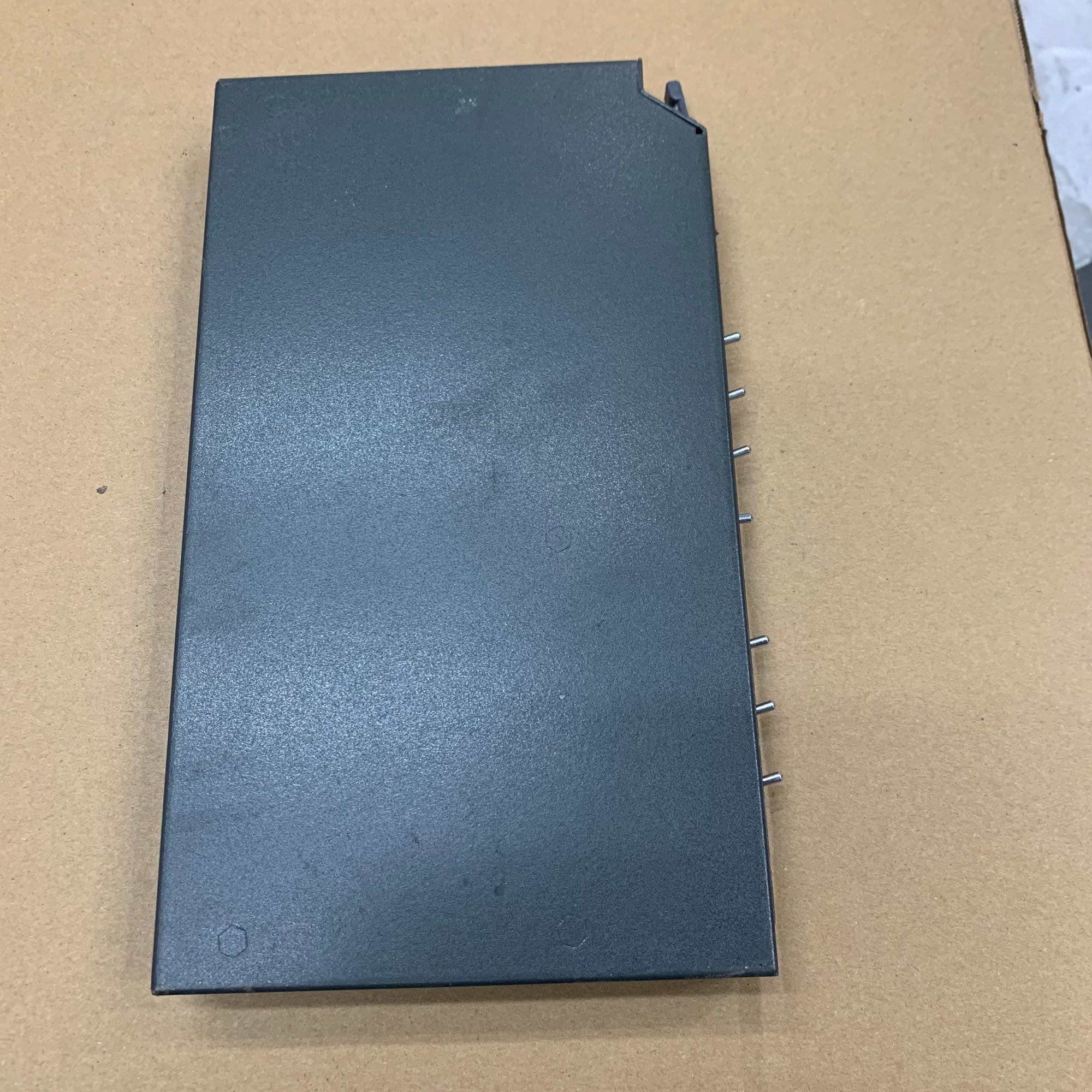 ALLEN BRADLEY 1771-SIM 8點離散輸入/輸出模擬器模組