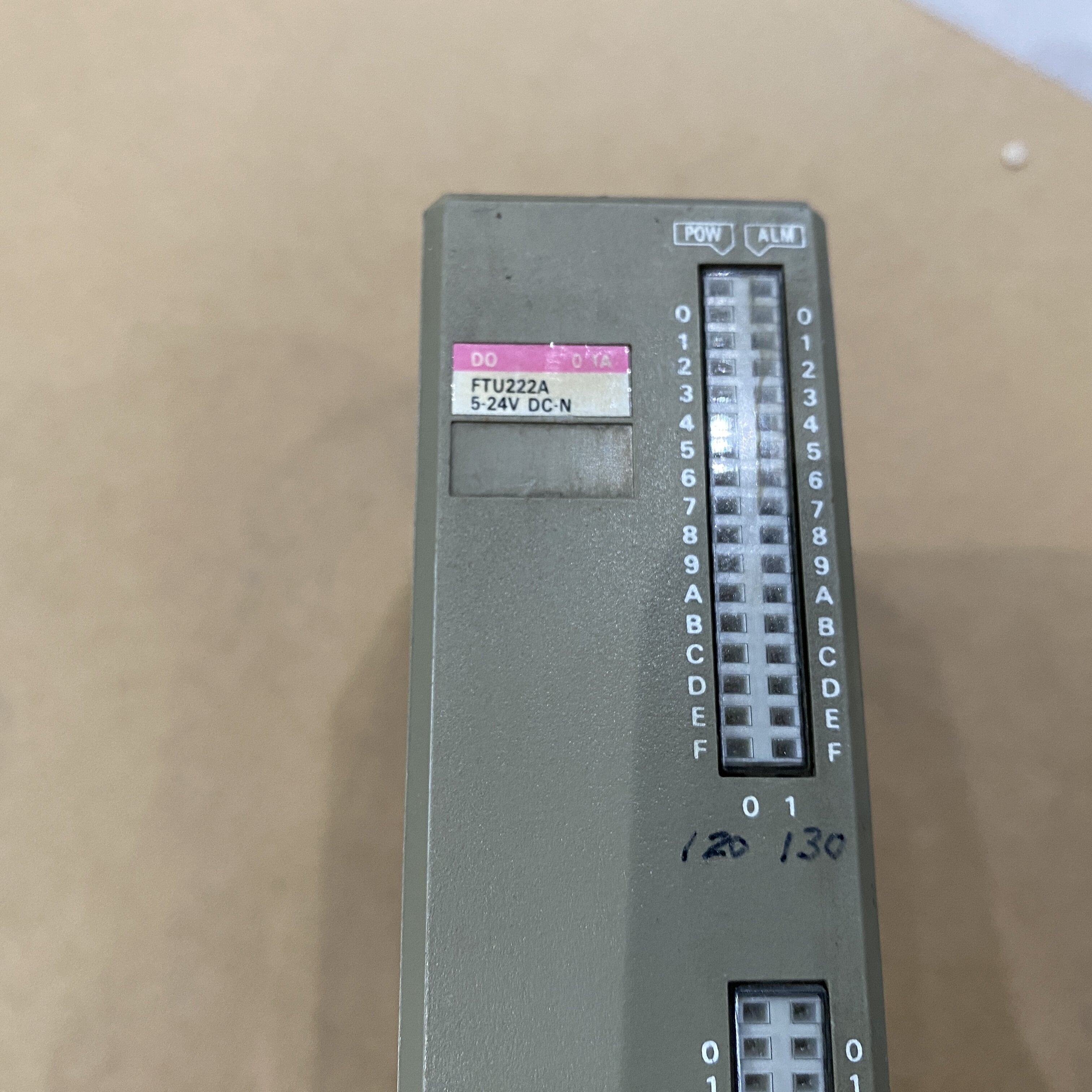 FUJI FTU 222A MICREX-F 電晶體輸出模組