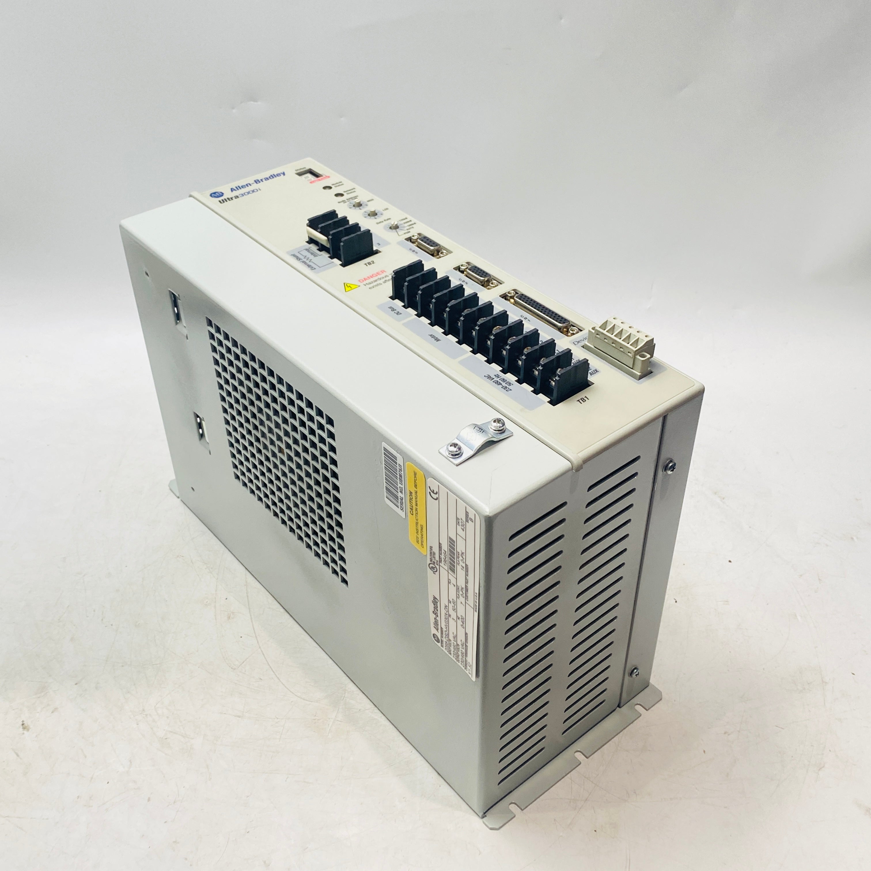 AB 2098-DSD-HV030X-DN Servo drive