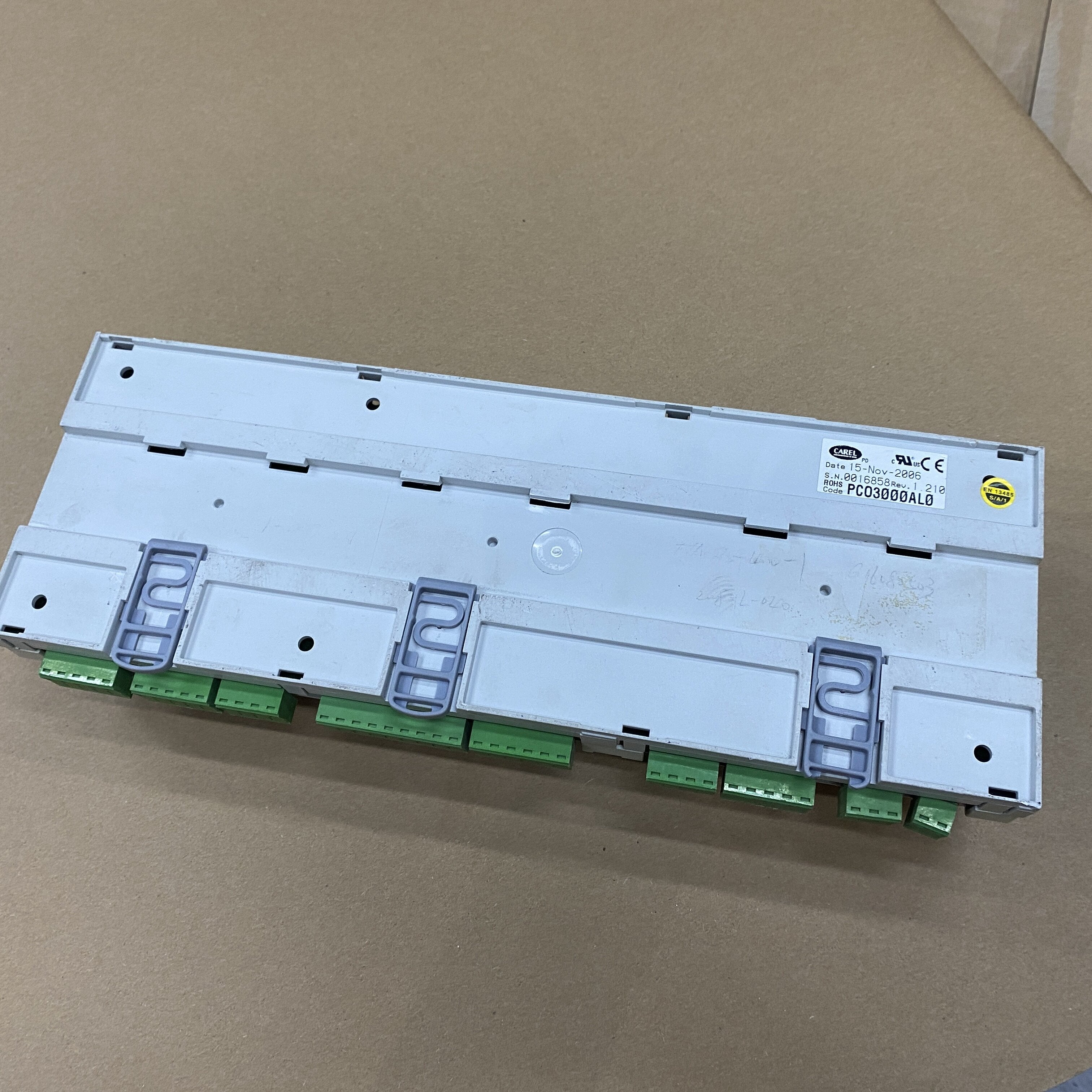 Carel PCO3000AL0 控制單元可程式控制器