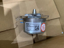 將圖片載入圖庫檢視器 SICK SRS50-HFA0-K01 motor encoder