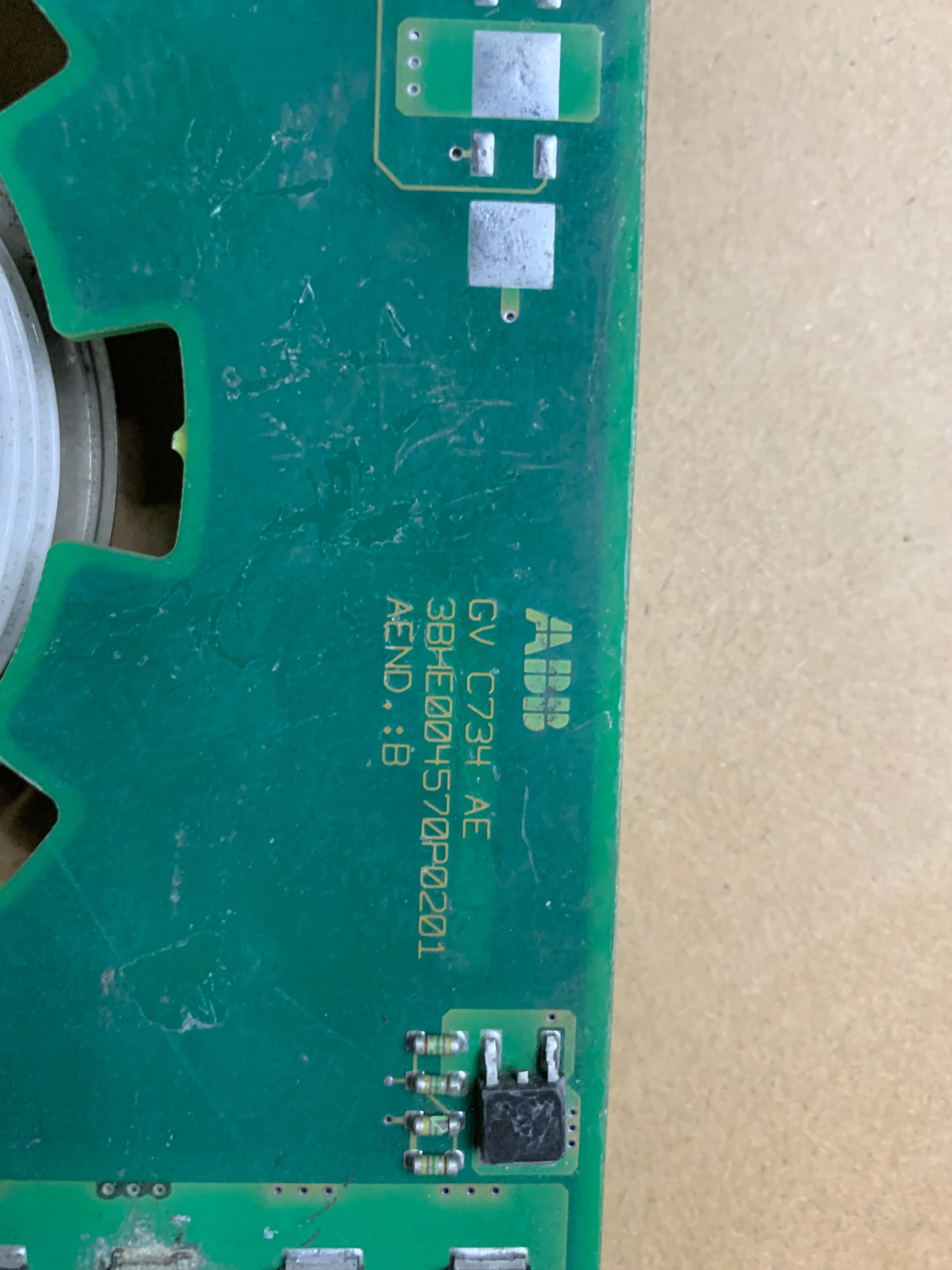 ABB 3BHE004569R0003 3BHE004570P0201 Board