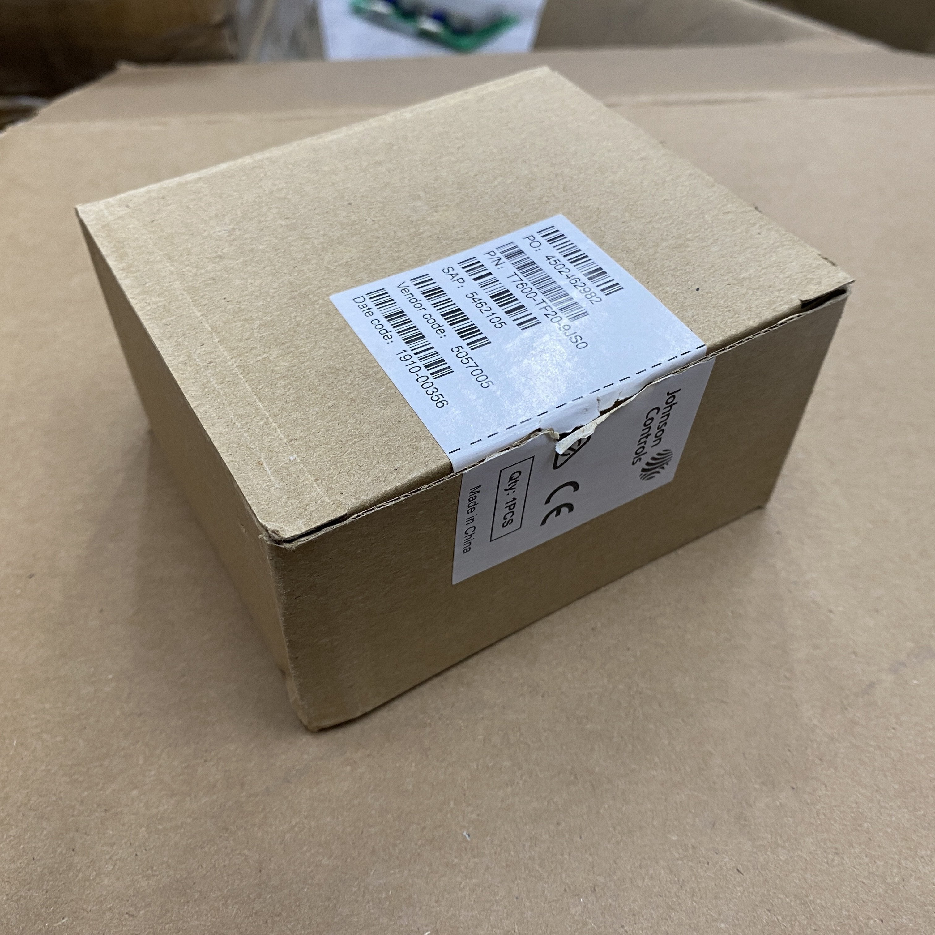 JOHNSON T7600-TF20-9JS0 Thermostat - Rockss Automation