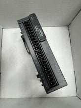 Load image into Gallery viewer, Schneider Electric TM3AI8 Analog module