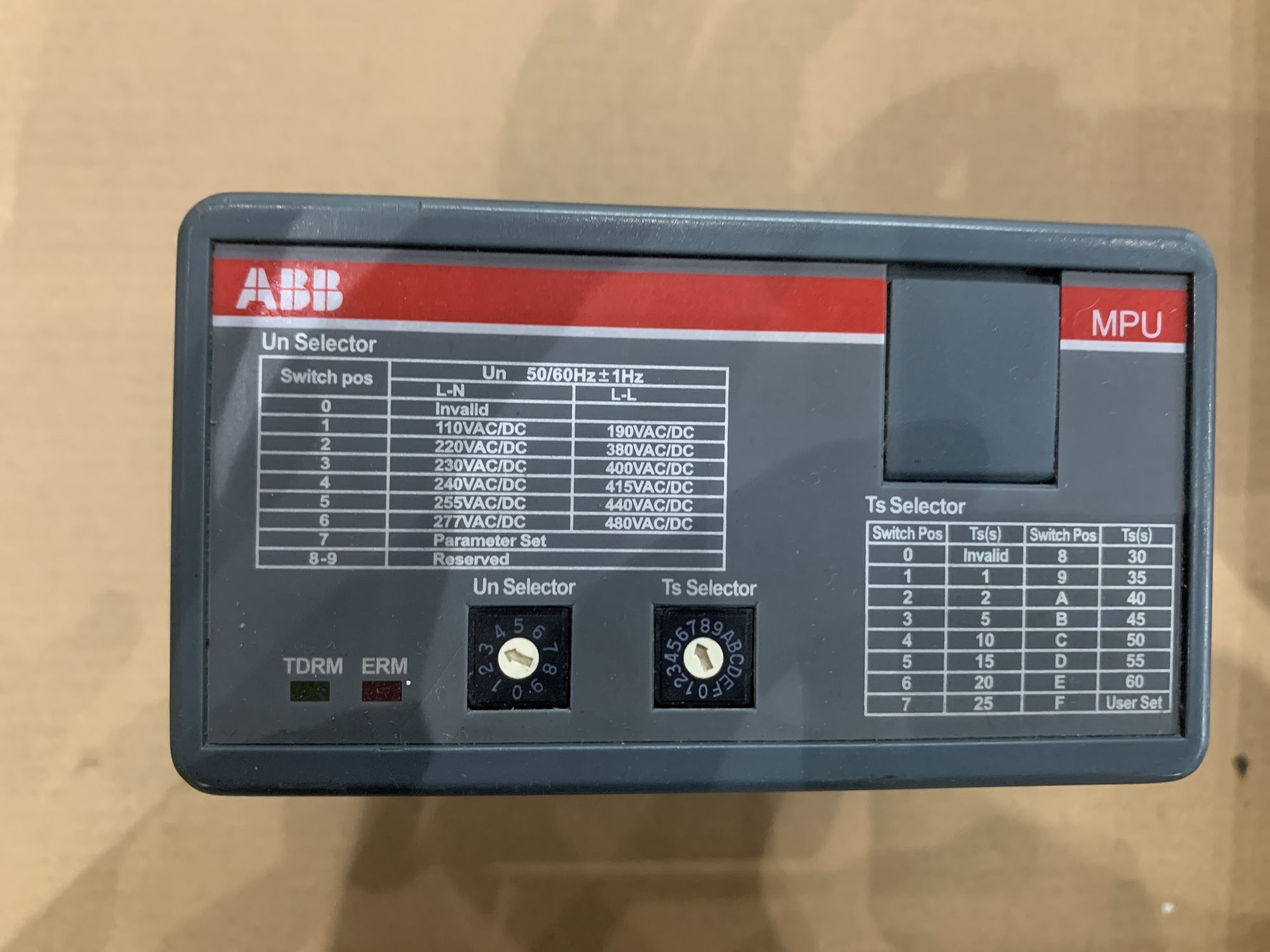 ABB MPU 1TGL920000R0001 附底座