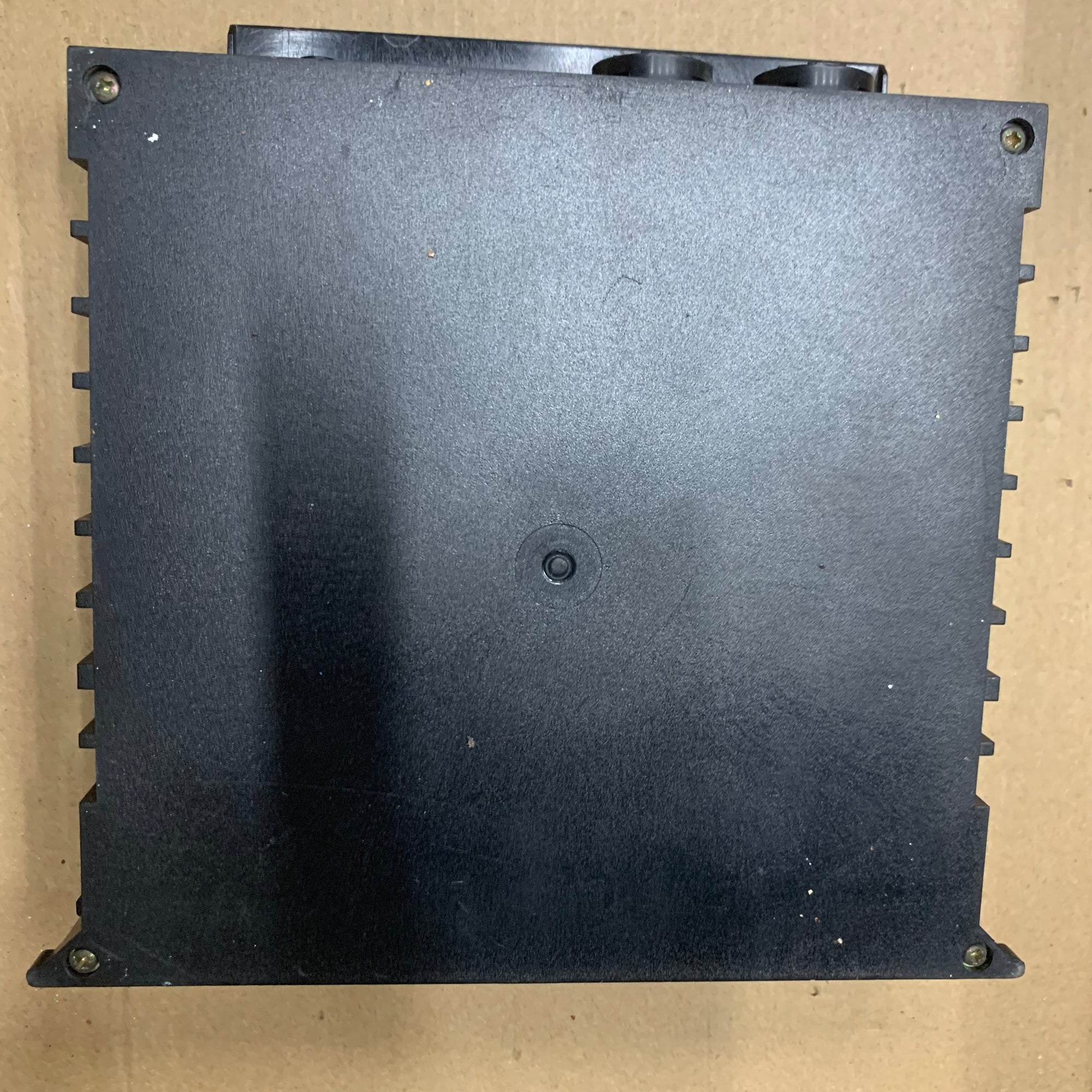 施耐德 TSXDST1632 輸出模組