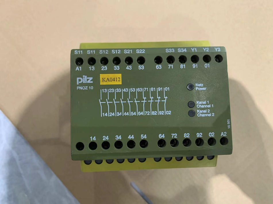 Pilz PNOZ 10 24 V DC 6S4O 安全繼電器