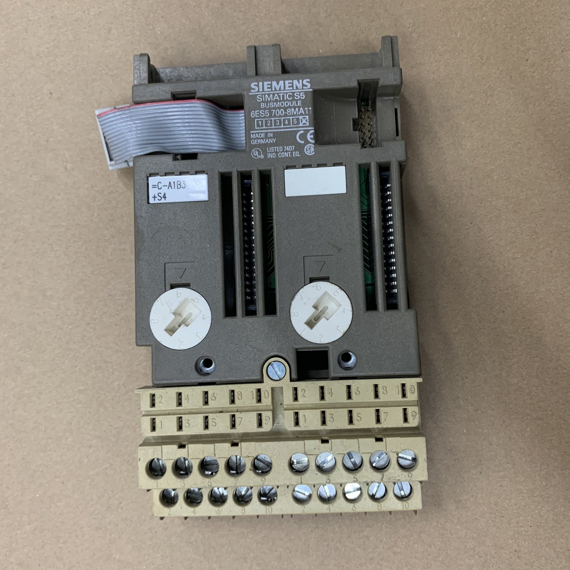 西門子SIMATIC S5 6ES5700-8MA11匯流排模組