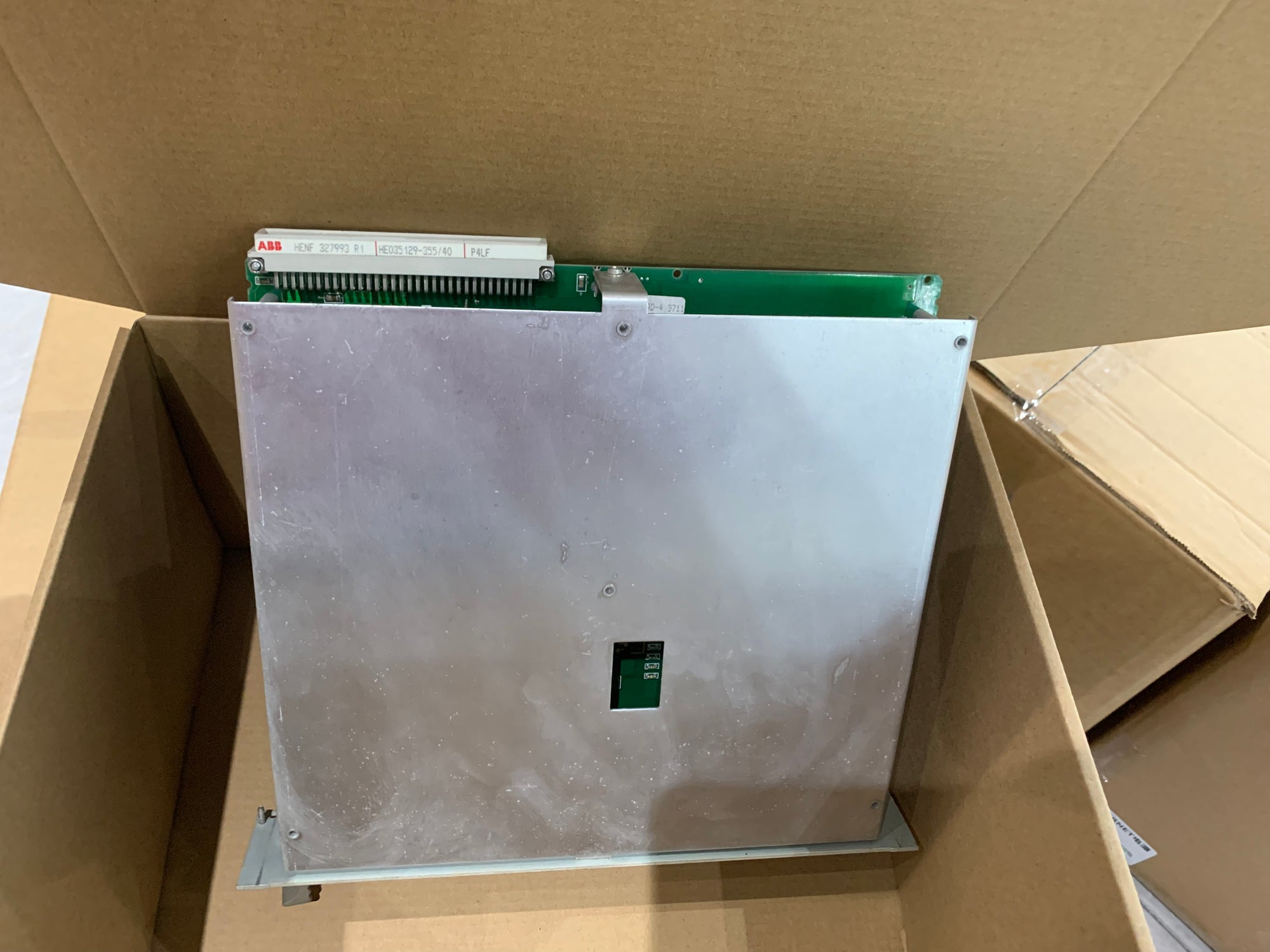 ABB HE035129-355/40 P4LF卡
