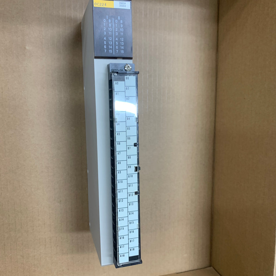 Omron C500-OC224 3G2A5-OC224 Output Unit