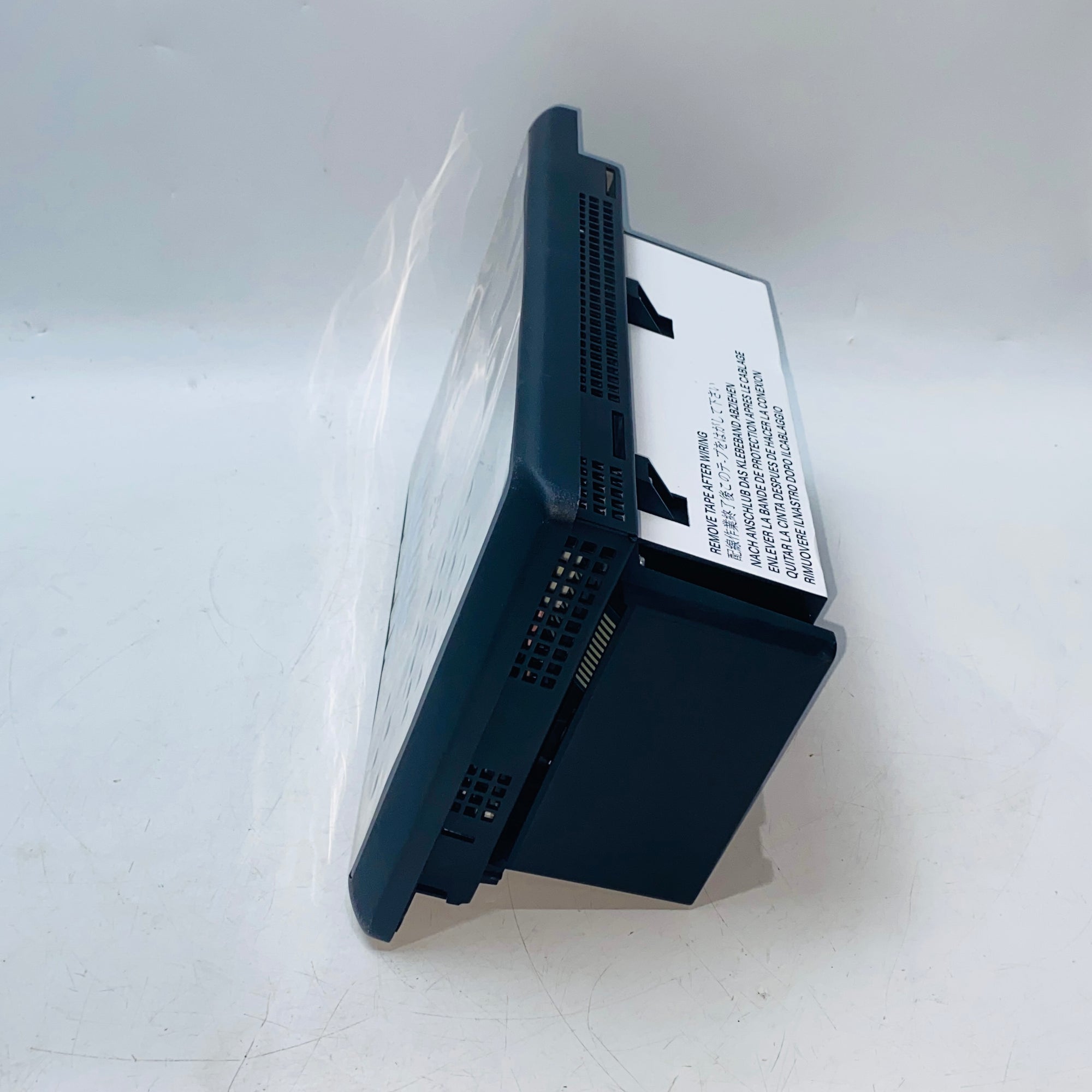 Allen-Bradley 2711-K6C5L1 PanelView 600 OPERATOR INTERFACE PANELVIEW