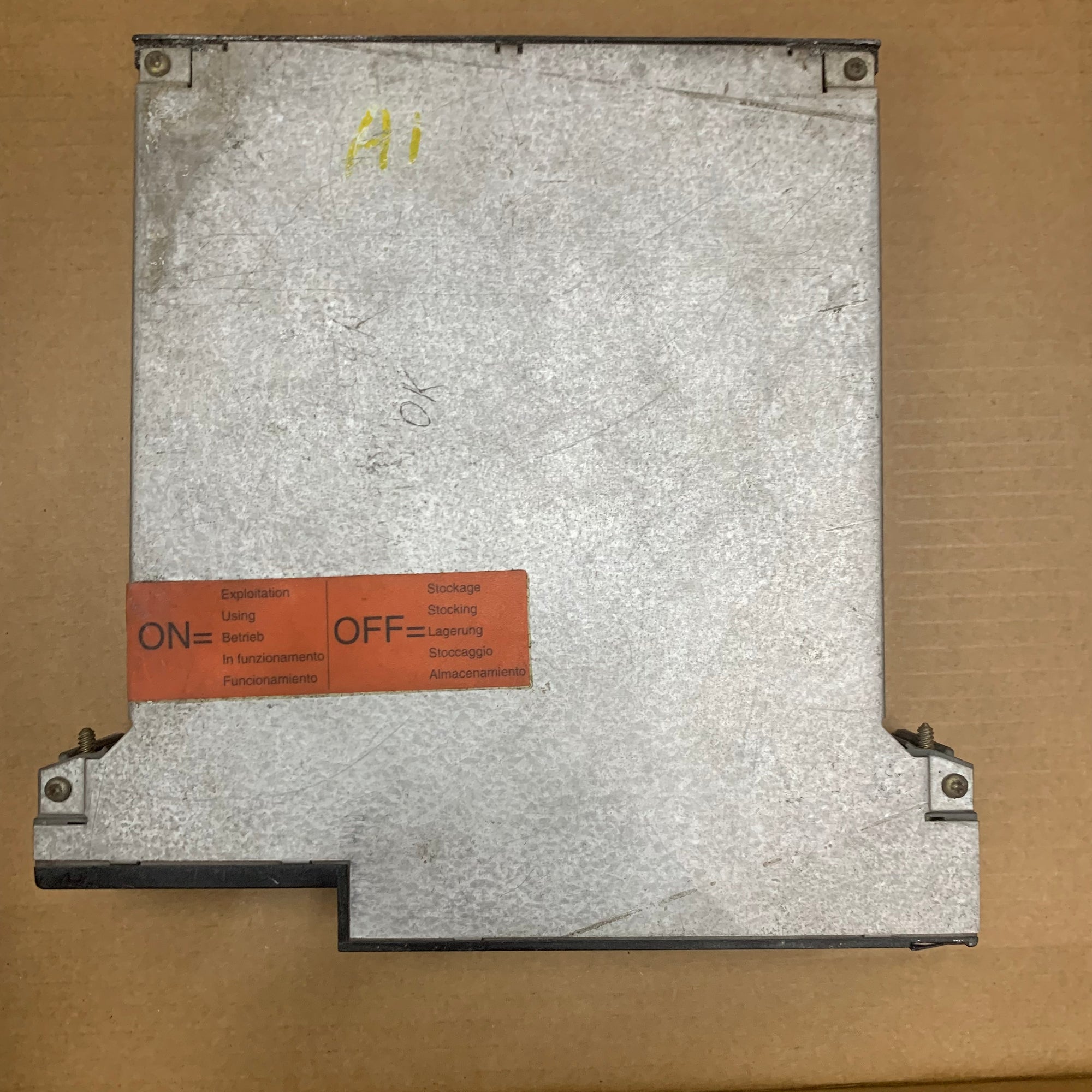 施耐德電機 TSX6740 PLC 模組