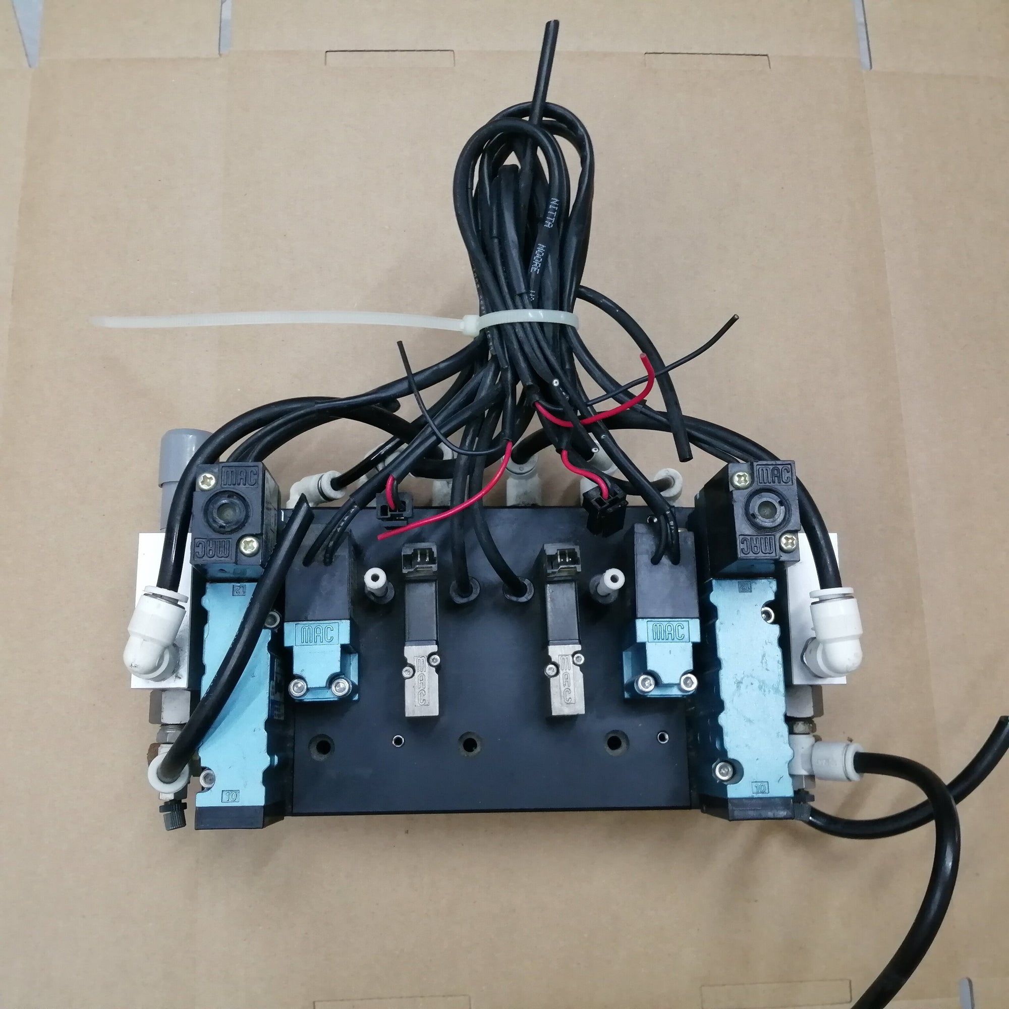 MAC 34B-L00-GDFA-1KT Solenoid valve