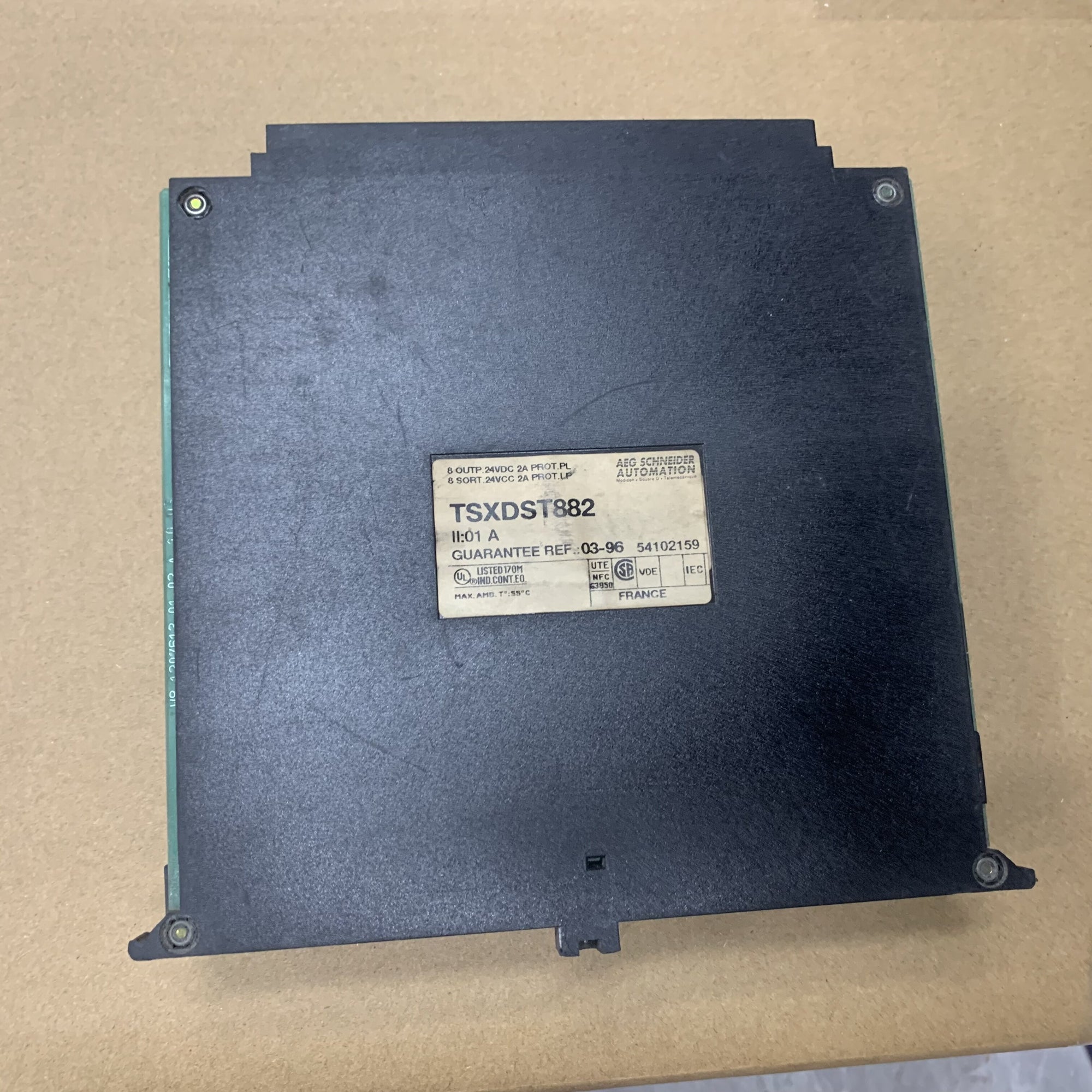 施耐德電機 TELEMECANIQUE TSXDST882 PLC 模組