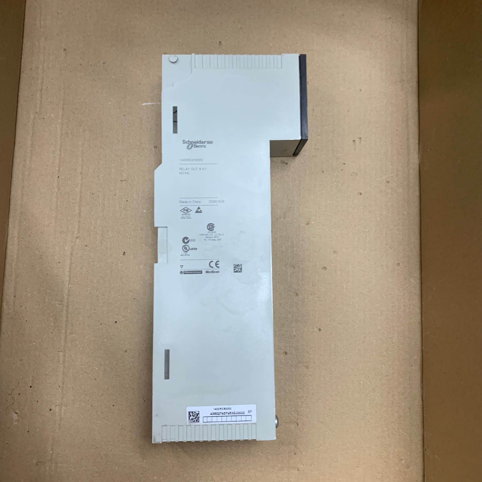 施耐德電機 140DRC83000 離散繼電器輸出模組