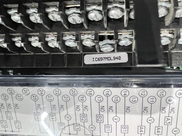 Ge FANUC IC697MDL940 Bus Receiver Module