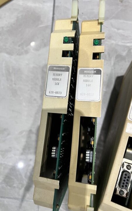 HONEYWELL 620-0023 PLC MODULE